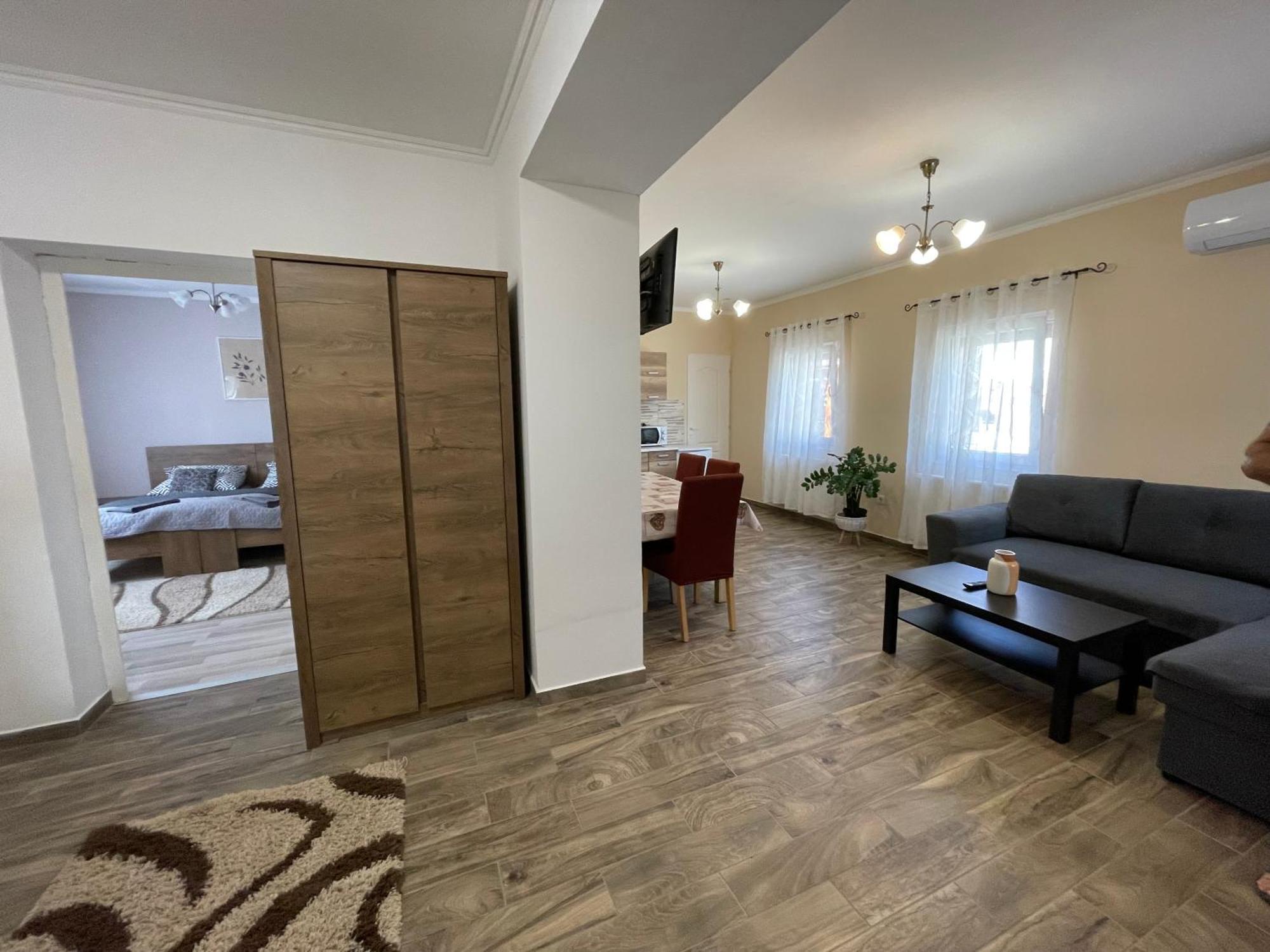 Borostyan Vendeghaz Villa Verpelet ภายนอก รูปภาพ